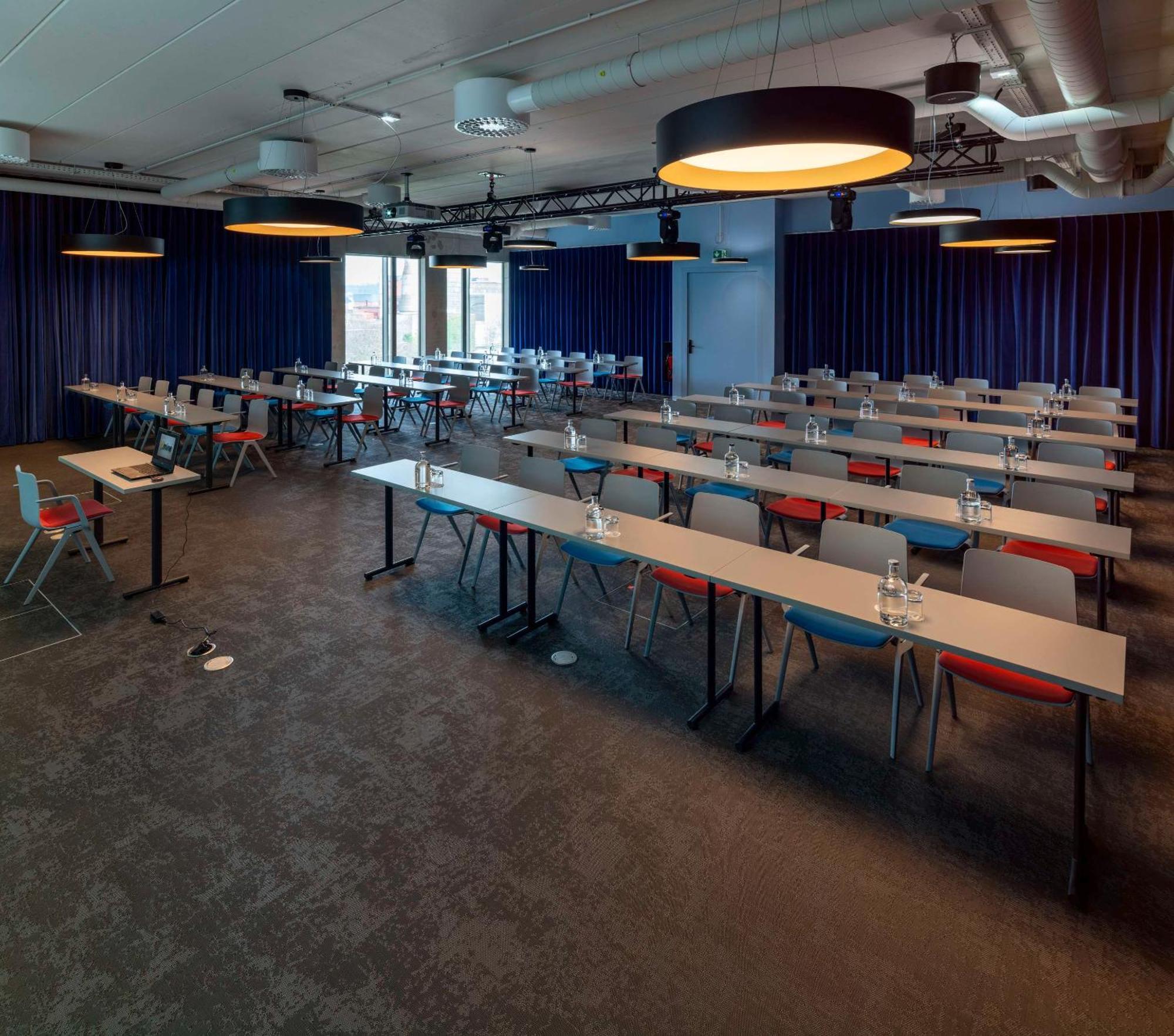 B'Mine Hotel Duesseldorf Екстериор снимка