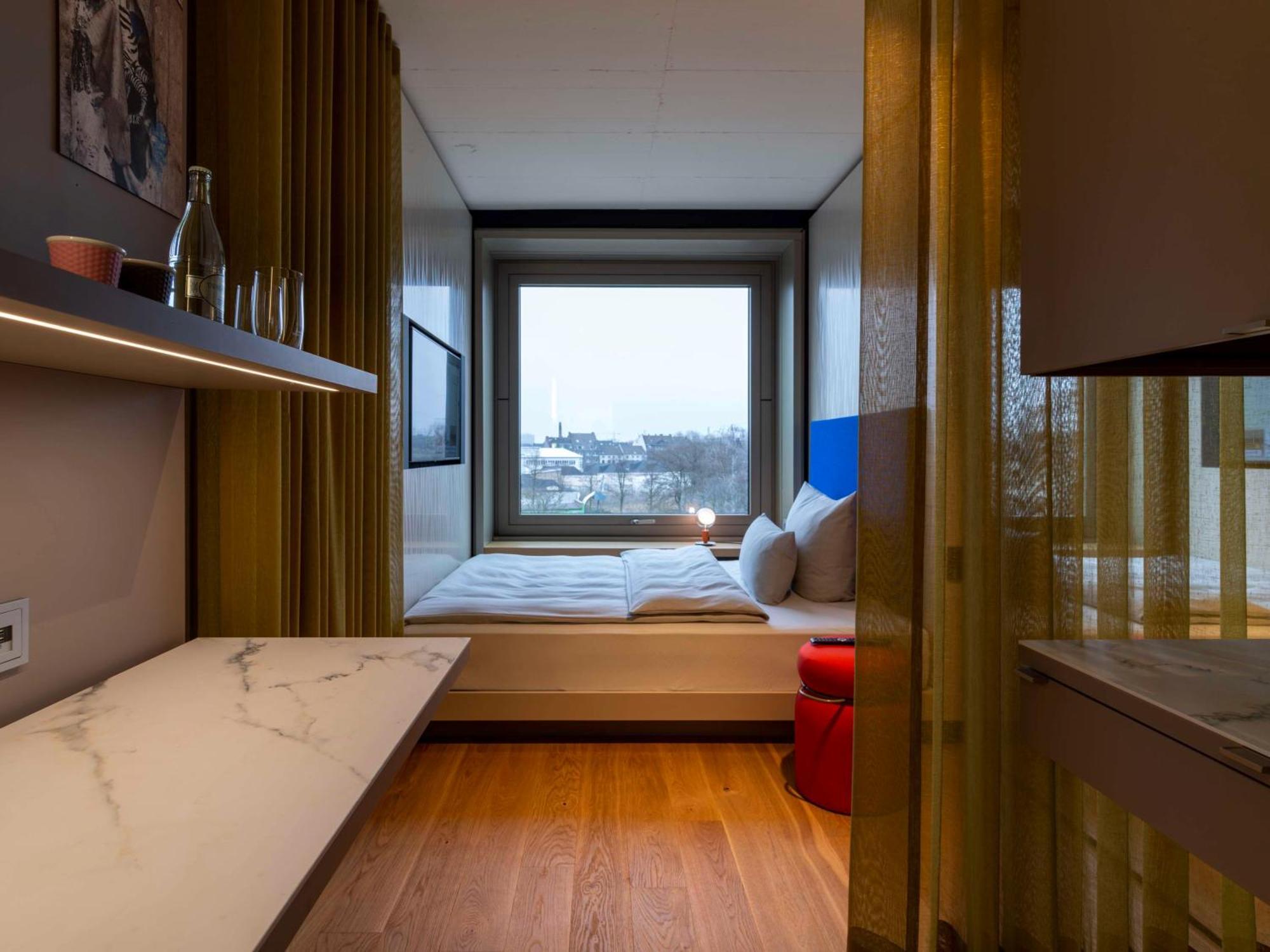 B'Mine Hotel Duesseldorf Екстериор снимка