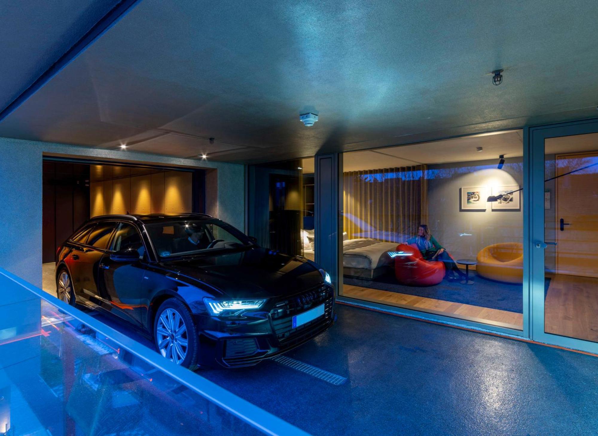 B'Mine Hotel Duesseldorf Екстериор снимка